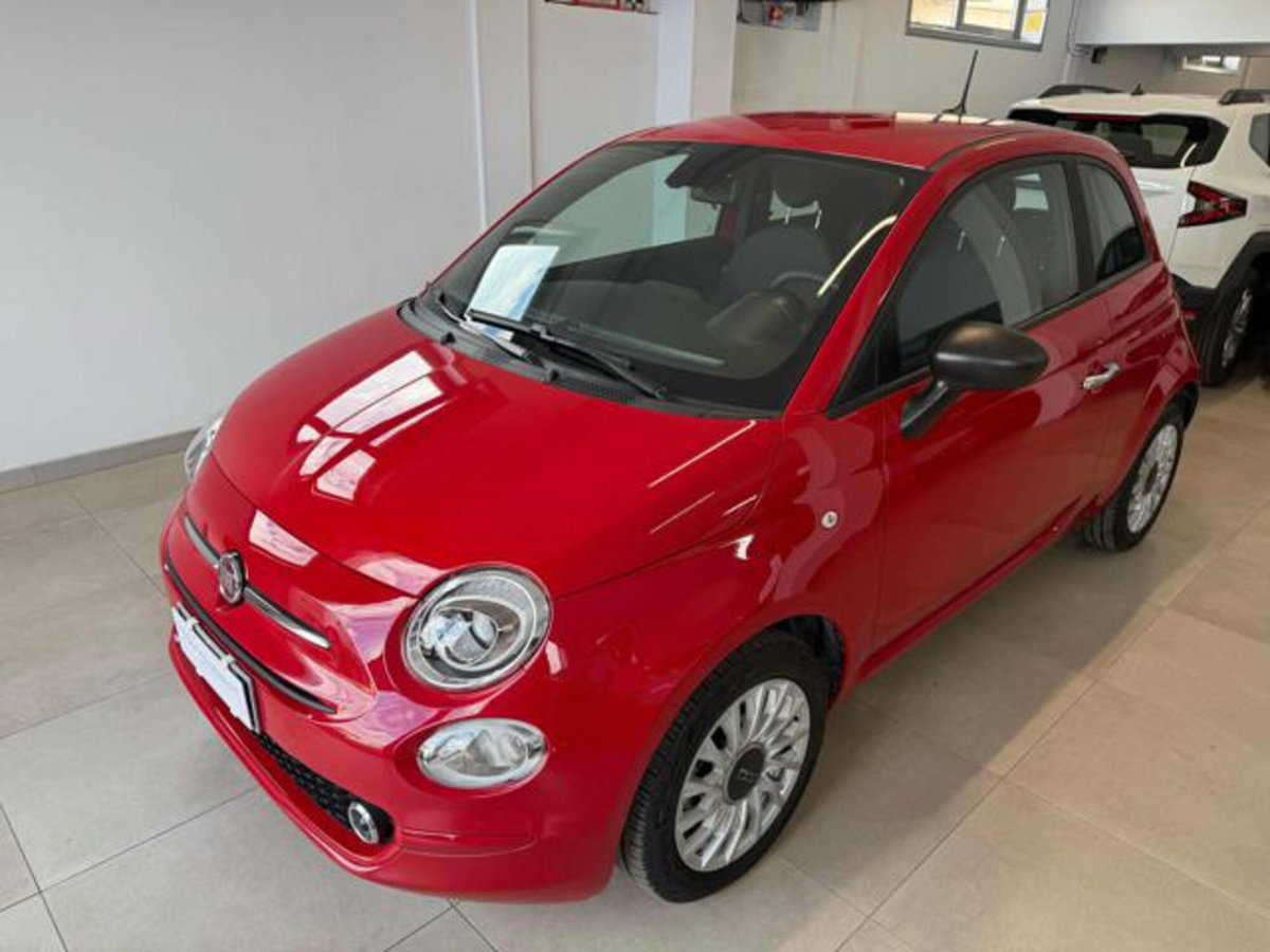 Fiat 500 1.0 Hybrid Red