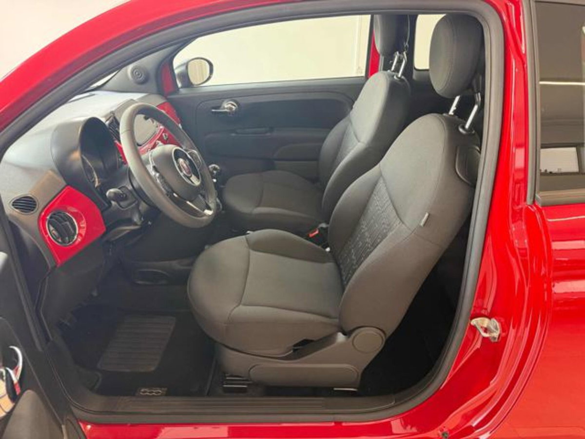 Fiat 500 1.0 Hybrid Red (9)