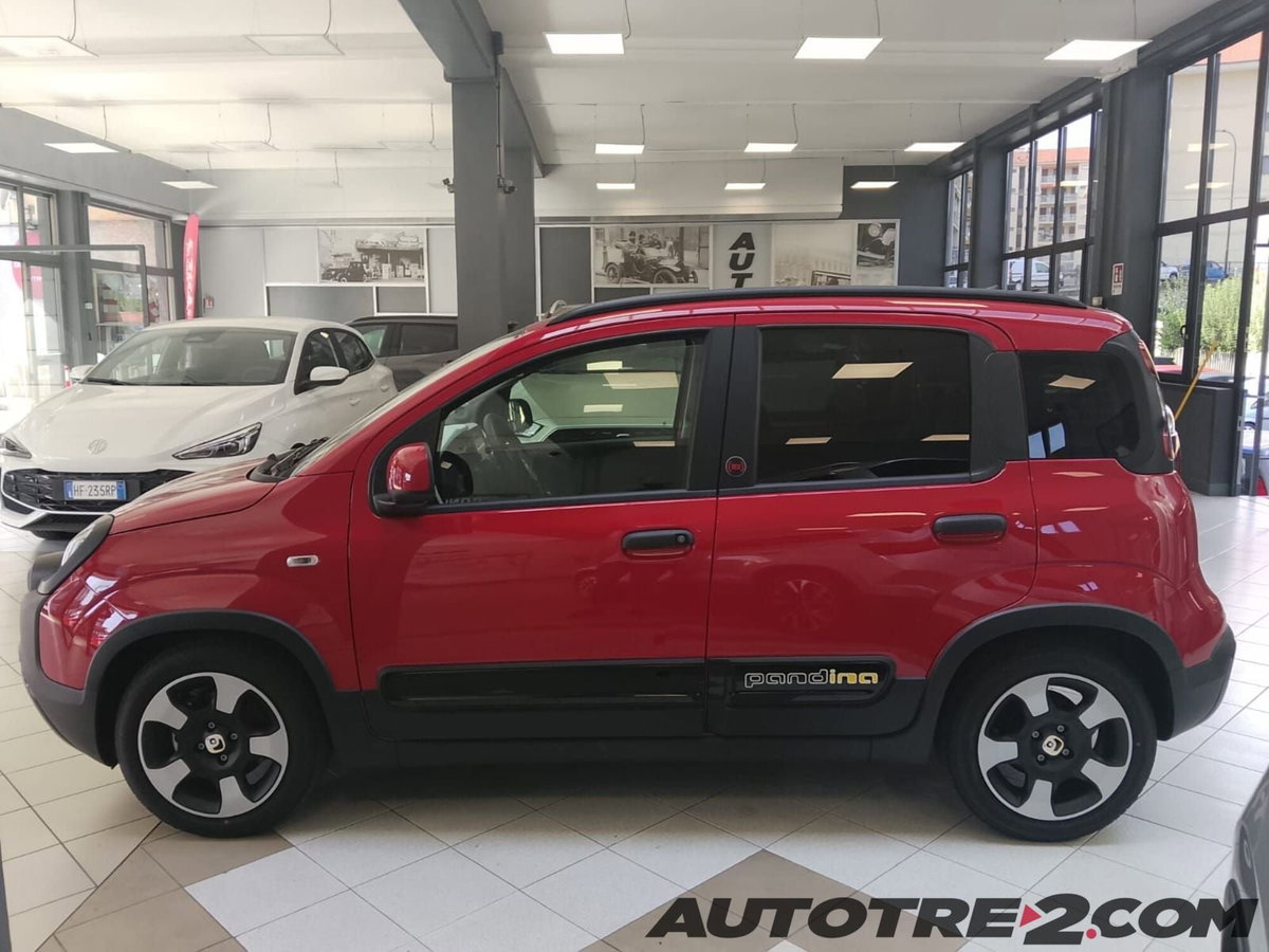Fiat Panda 1.0 FireFly S&S Hybrid City Cross (8)