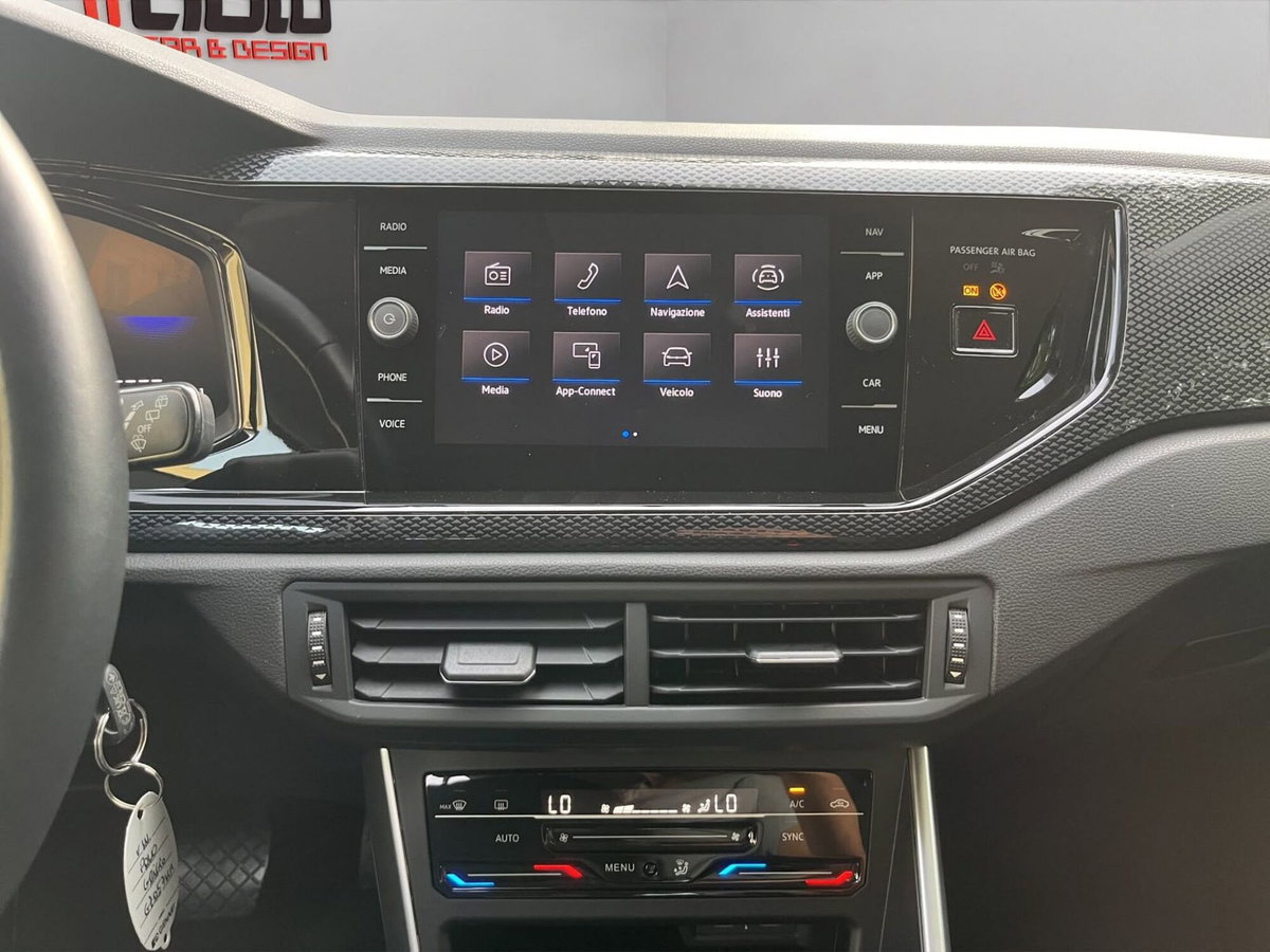 Volkswagen Polo 1.0 tsi Life 95cv dsg (17)