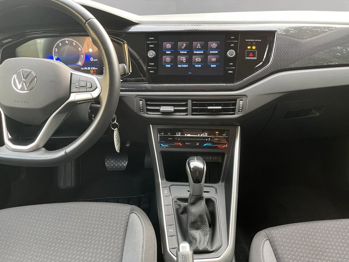 Volkswagen Polo 1.0 tsi Life 95cv dsg (16)