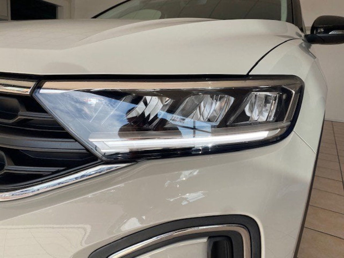 Volkswagen T-Roc 1.5 tsi Life dsg (5)