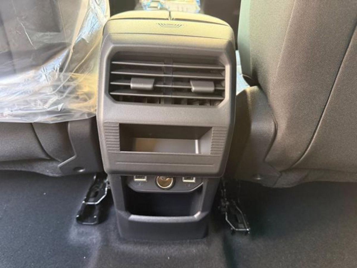 Citroen C5 Aircross 1.2 hybrid Plus 136cv e-dcs6 (20)