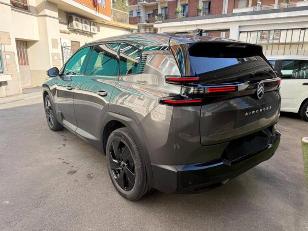 Citroen C5 Aircross 1.2 hybrid Plus 136cv e-dcs6 (6)