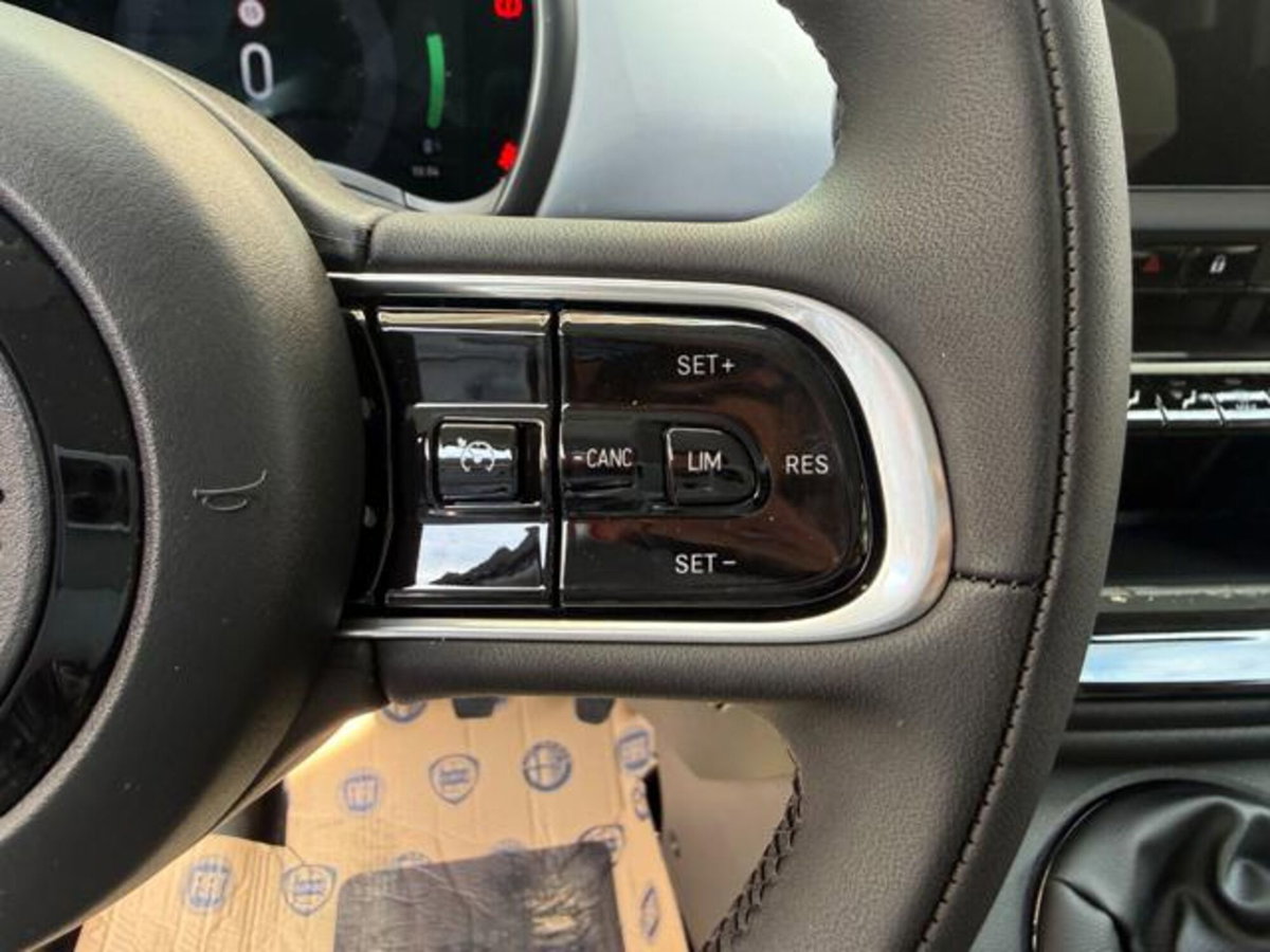 Fiat 500 1.0 hybrid Icon (12)