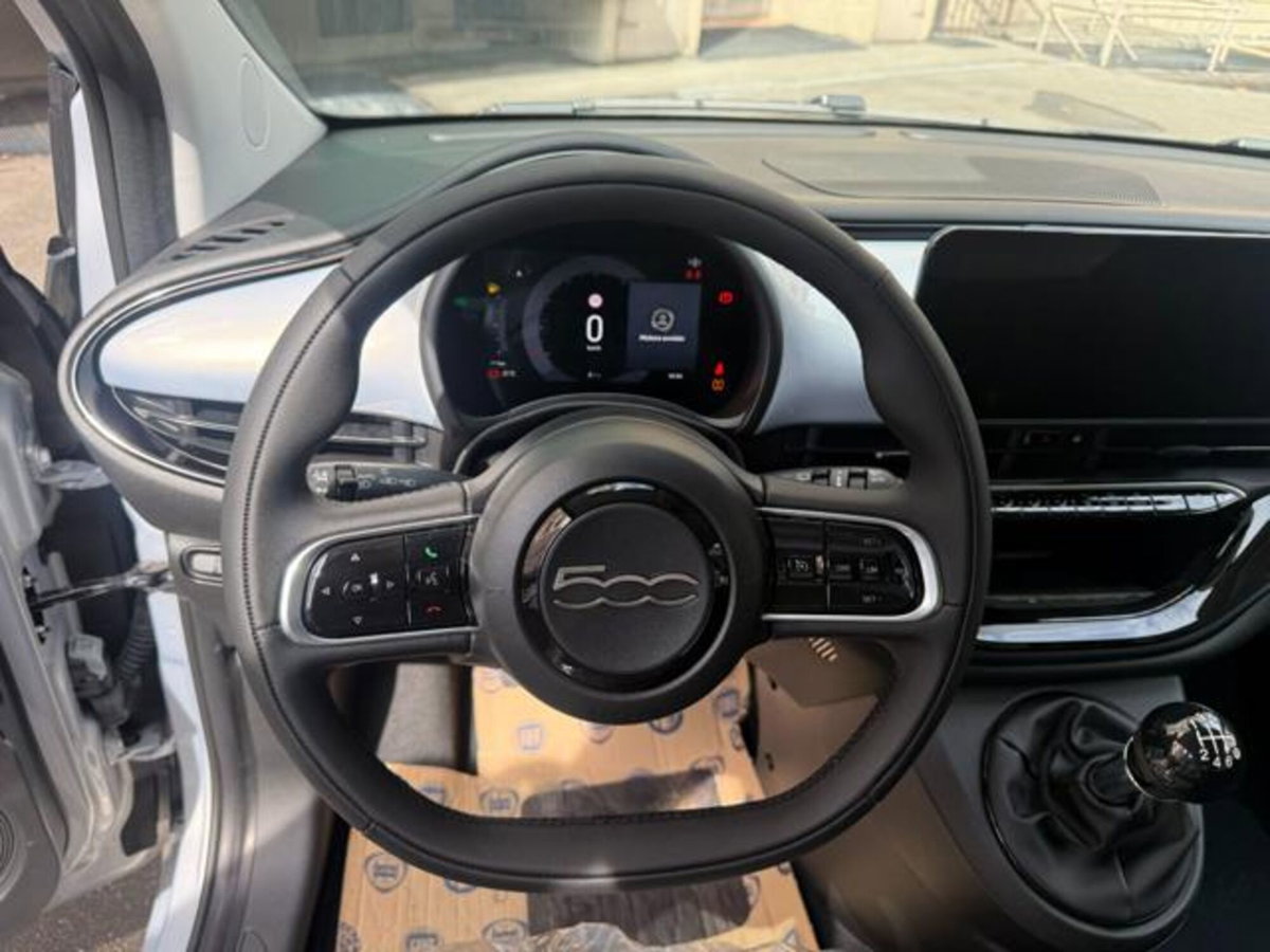 Fiat 500 1.0 hybrid Icon (9)