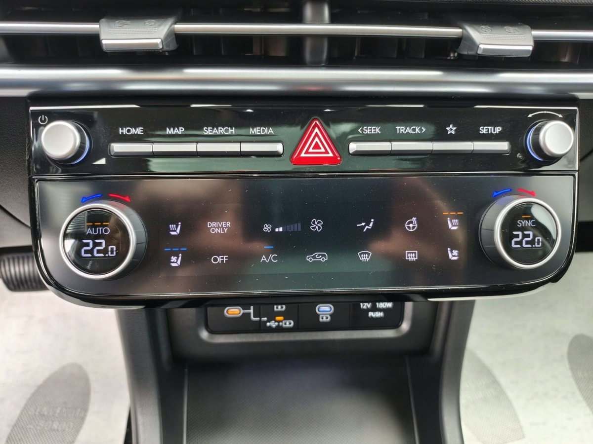 Hyundai Tucson 1.6 hev Exellence 4wd 239cv auto (19)