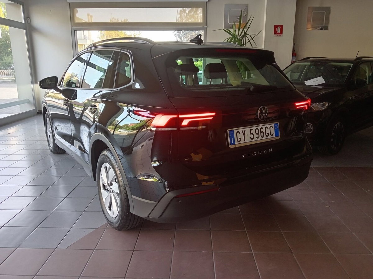 Volkswagen Tiguan Allspace 2.0 TDI SCR DSG 4MOTION Life (15)