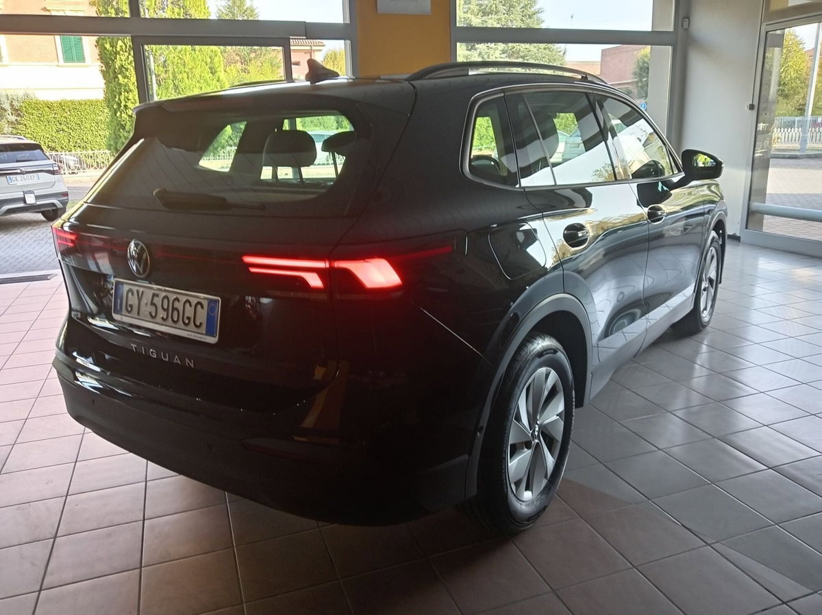 Volkswagen Tiguan Allspace 2.0 TDI SCR DSG 4MOTION Life (16)