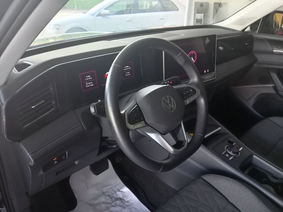 Volkswagen Tiguan Allspace 2.0 TDI SCR DSG 4MOTION Life (3)