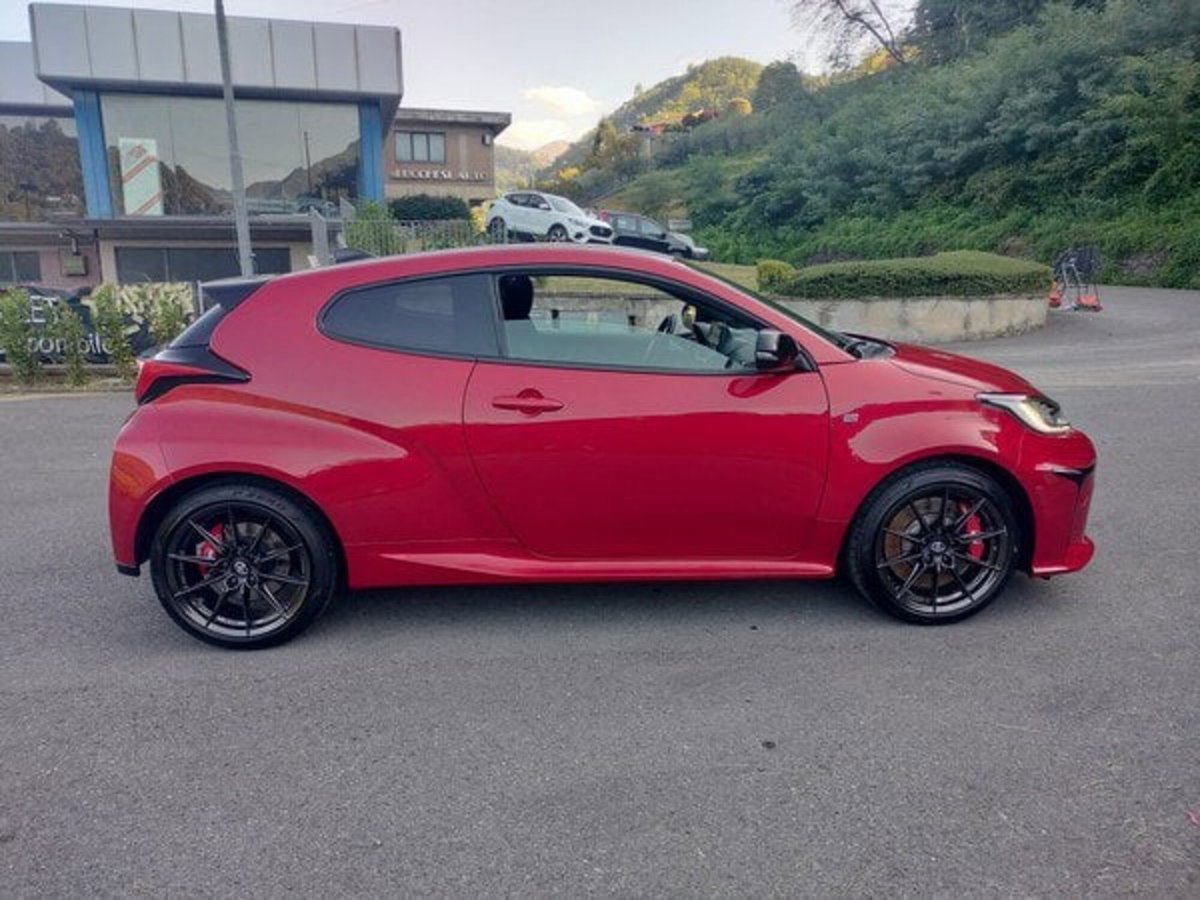 Toyota GR Yaris 1.6 Turbo 3 porte GR Yaris Circuit (4)