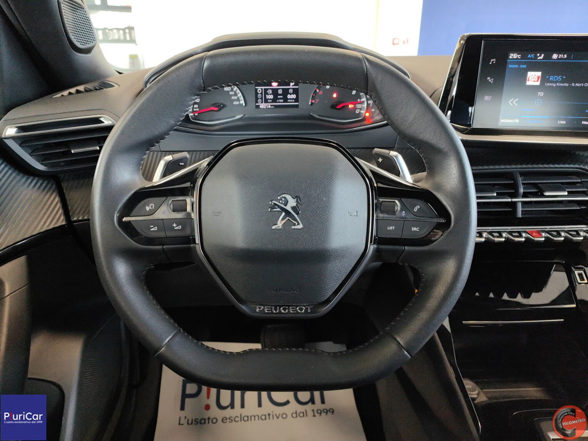 Peugeot 2008 BlueHDi 130 S&S EAT8 Allure Pack (16)