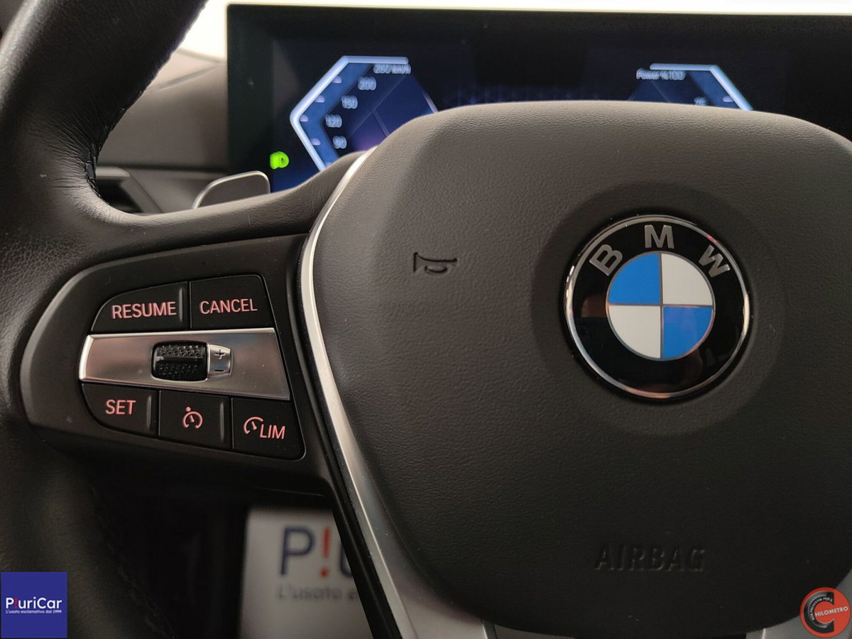 BMW Serie 3 Touring 318d 48V (20)