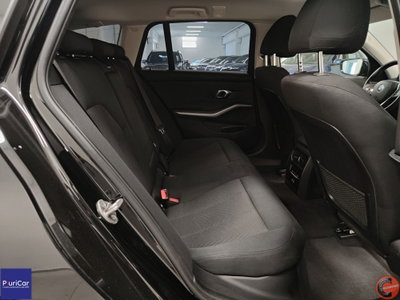 BMW Serie 3 Touring 318d 48V (6)