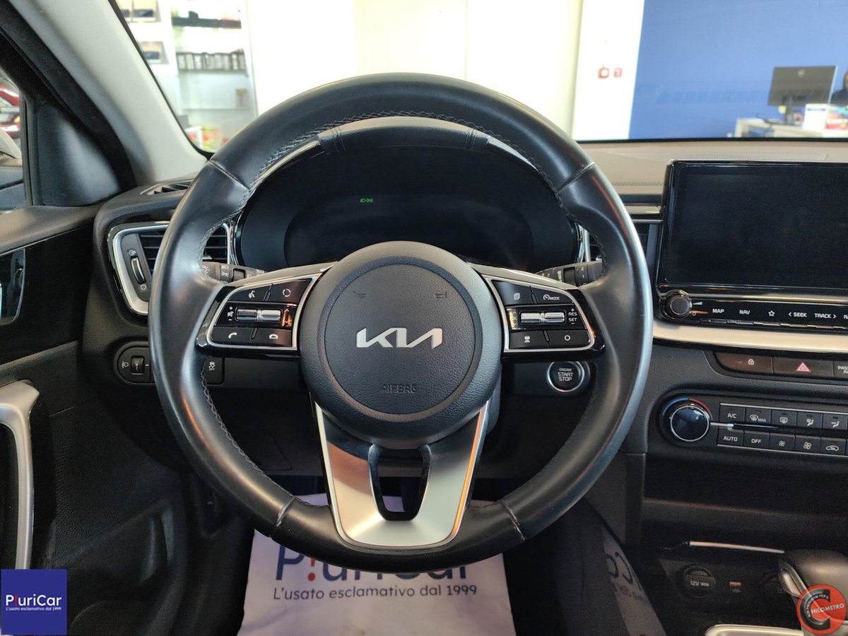 Kia XCeed 1.6 CRDi 136 CV MHEV DCT High Tech (16)