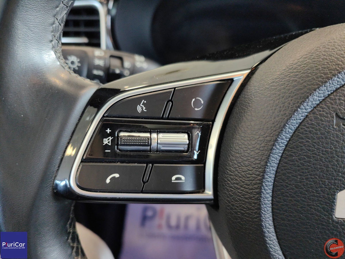 Kia XCeed 1.6 CRDi 136 CV MHEV DCT High Tech (17)