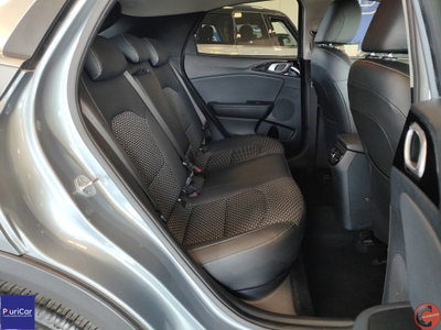 Kia XCeed 1.6 CRDi 136 CV MHEV DCT High Tech (6)