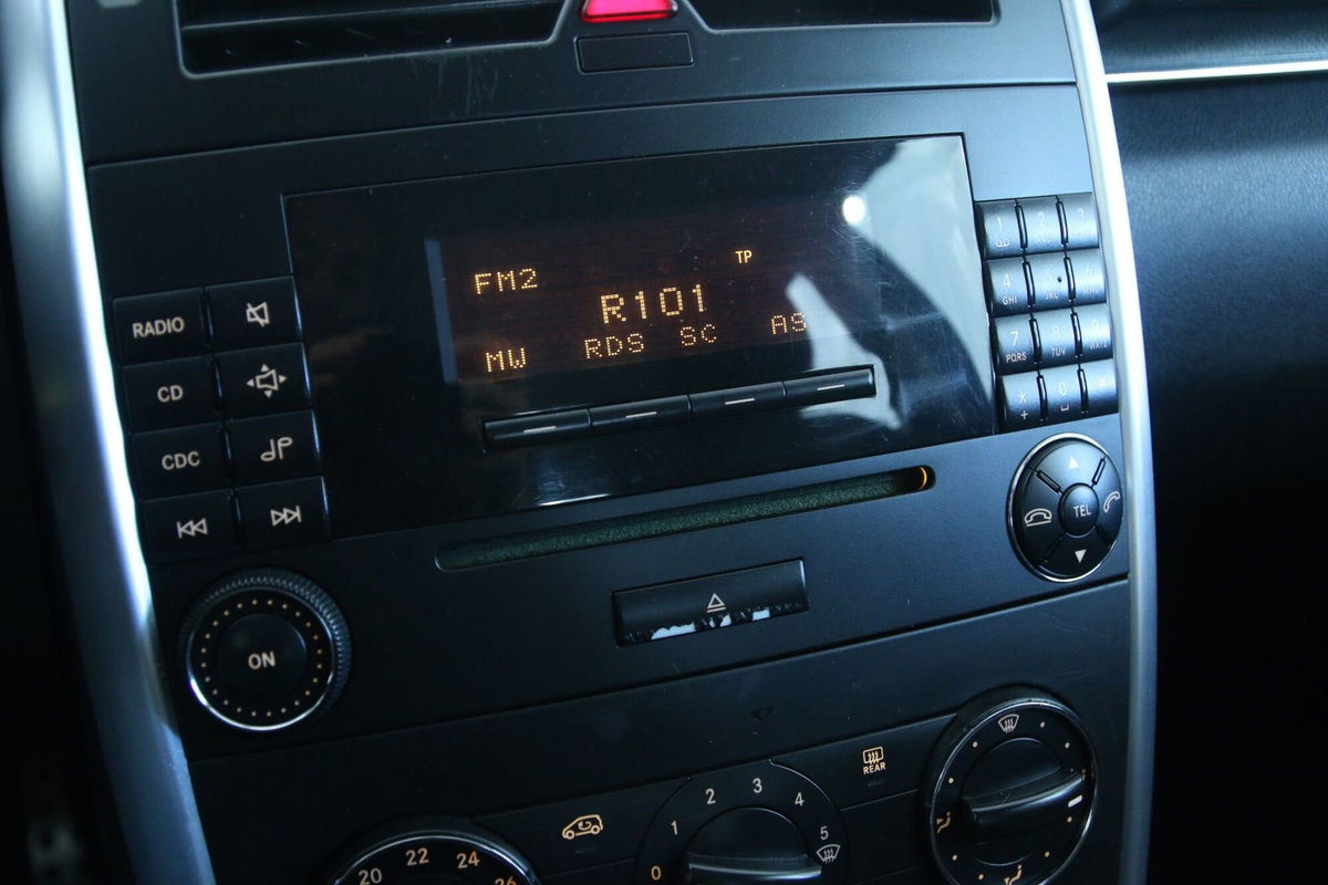 Mercedes-Benz Classe B 200 (12)