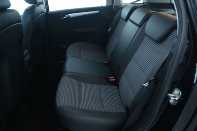 Mercedes-Benz Classe B 200 (7)