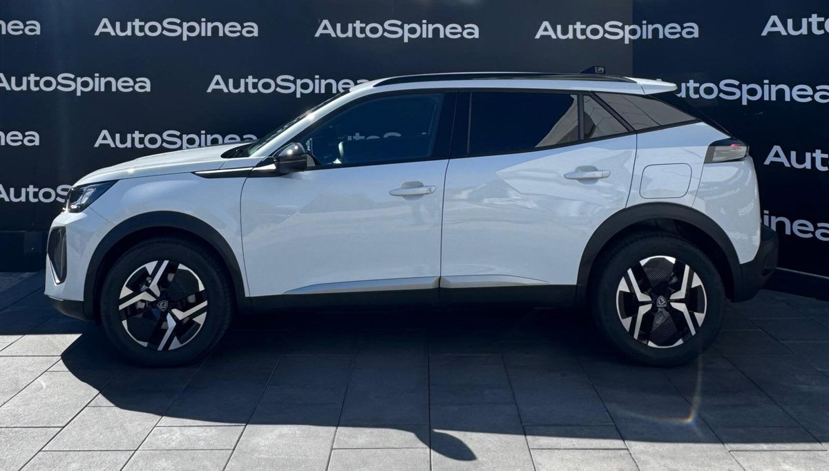 Peugeot 2008 1.2 hybrid Allure 145cv e-dcs6 (3)