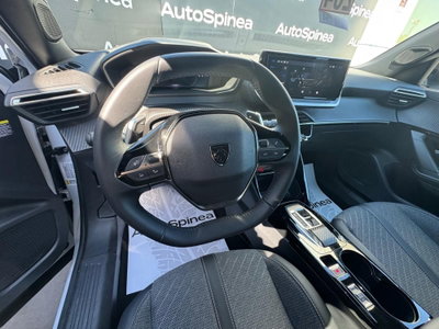 Peugeot 2008 1.2 hybrid Allure 145cv e-dcs6 (8)