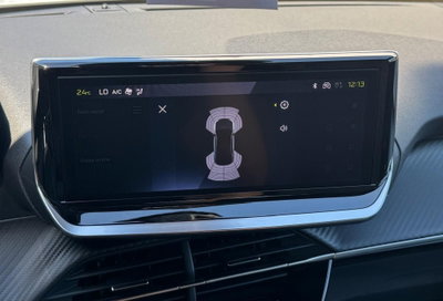 Peugeot 2008 1.2 hybrid Allure 145cv e-dcs6 (9)