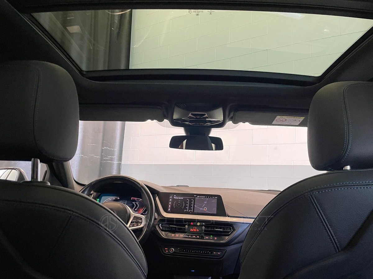 BMW Serie 1 5p. 118d 5p. Msport (11)