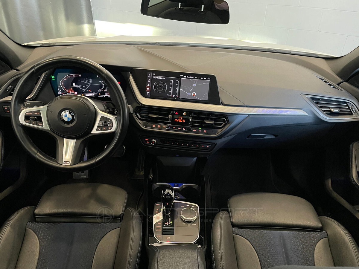 BMW Serie 1 5p. 118d 5p. Msport (14)