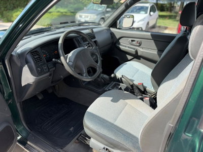 Mitsubishi L200 2.5 TDI 4WD Club Cab Pick-up GL (11)