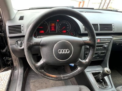 Audi A4 Avant 1.9 TDI/130 CV cat (16)