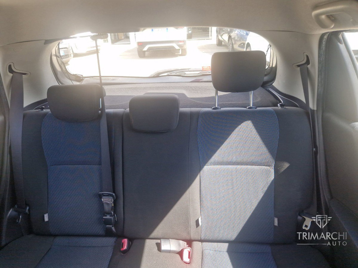 Toyota Yaris 1.5 Hybrid 5 porte Energy (14)