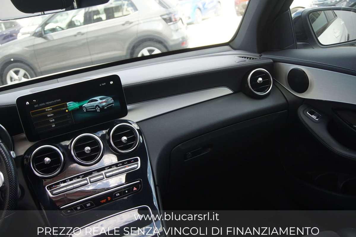 Mercedes-Benz GLC Coupé 220 d 4Matic Coupé Premium (9)