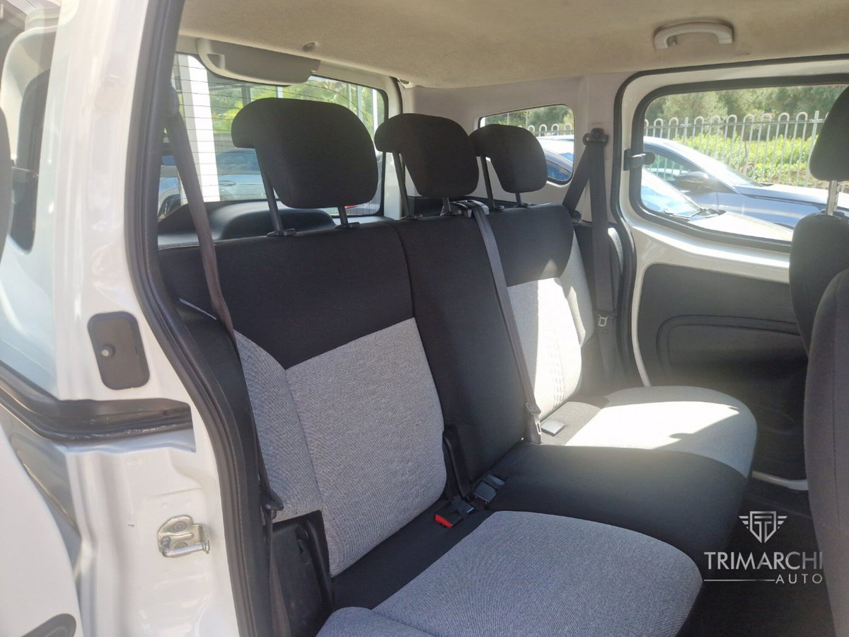 Fiat Qubo 1.3 MJT 95 CV Lounge (12)