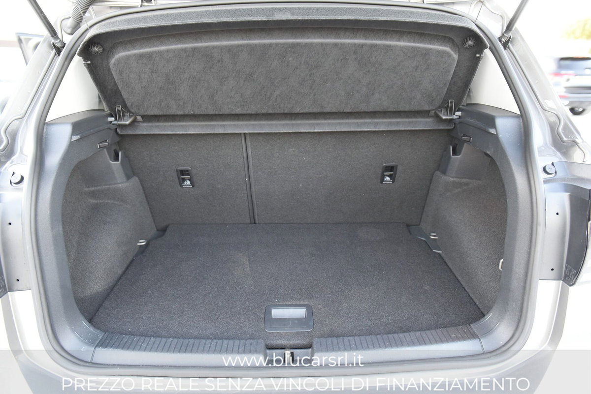 Volkswagen T-Cross 1.6 TDI DSG SCR Advanced BMT (10)