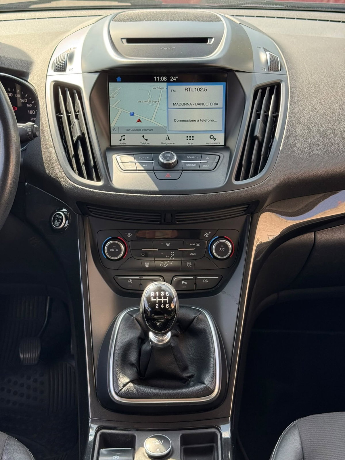 Ford Kuga 1.5 TDCI 120 CV S&S 2WD Titanium Business (13)