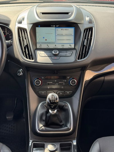 Ford Kuga 1.5 TDCI 120 CV S&S 2WD Titanium Business (13)