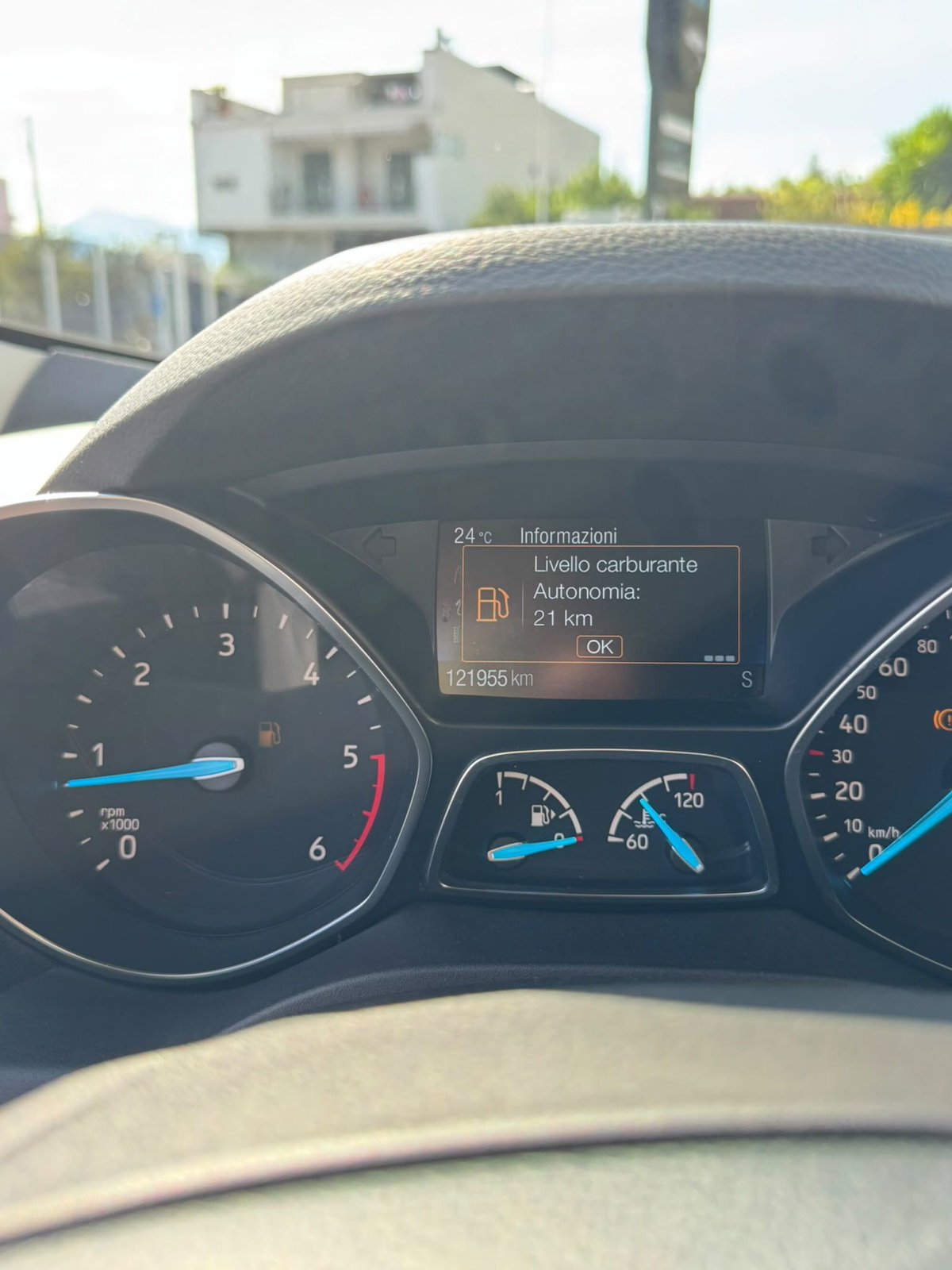Ford Kuga 1.5 TDCI 120 CV S&S 2WD Titanium Business (8)