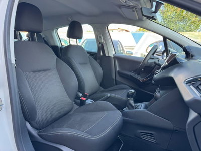 Peugeot 208 75 5 porte Active (10)