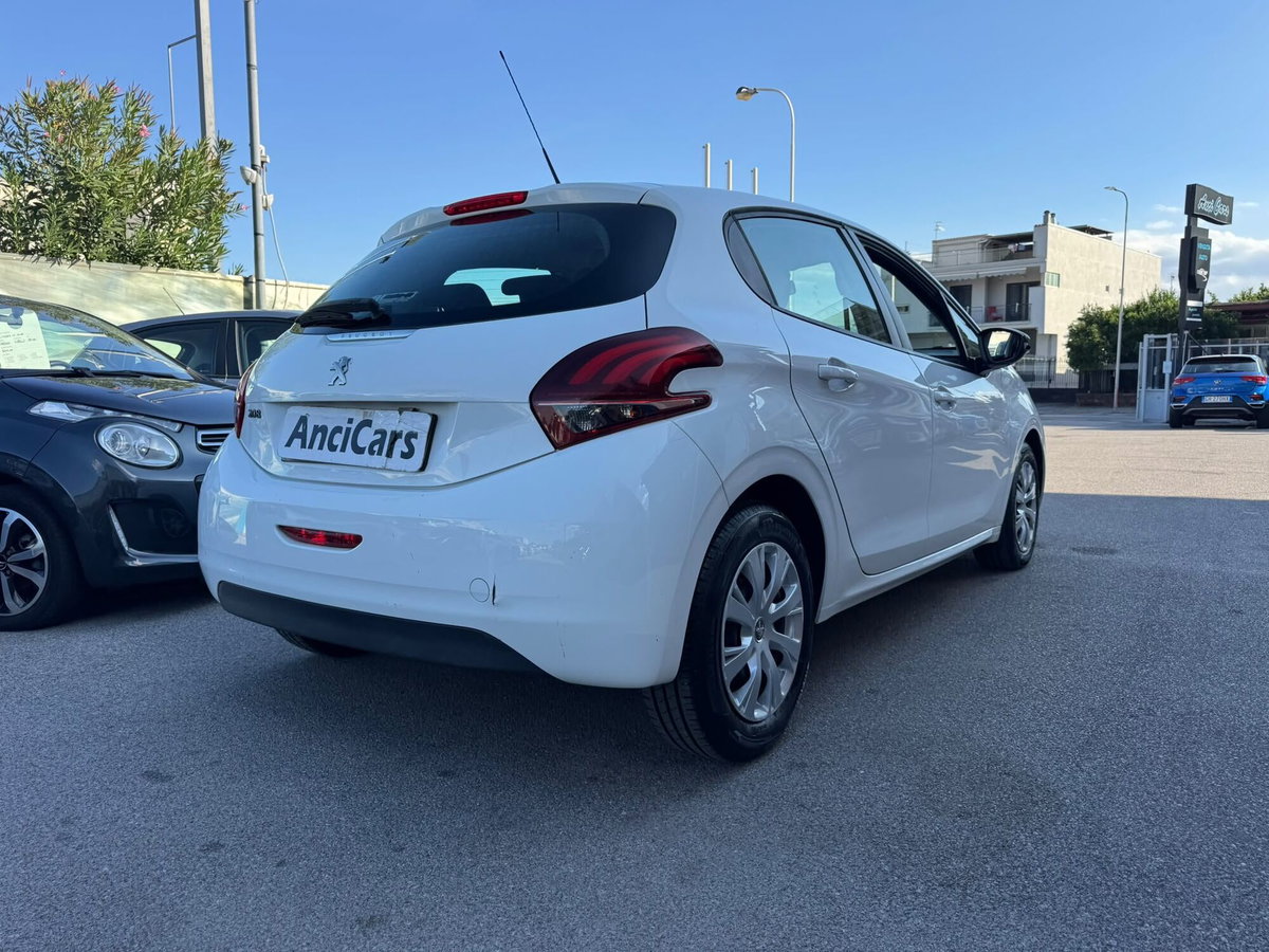 Peugeot 208 75 5 porte Active (16)