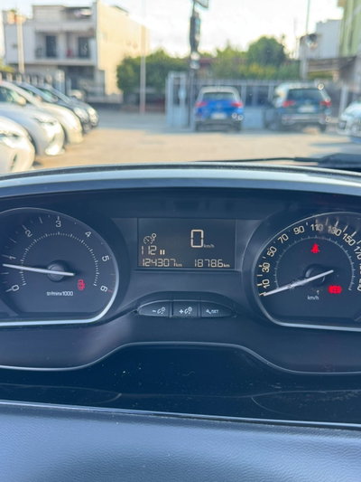 Peugeot 208 75 5 porte Active (8)