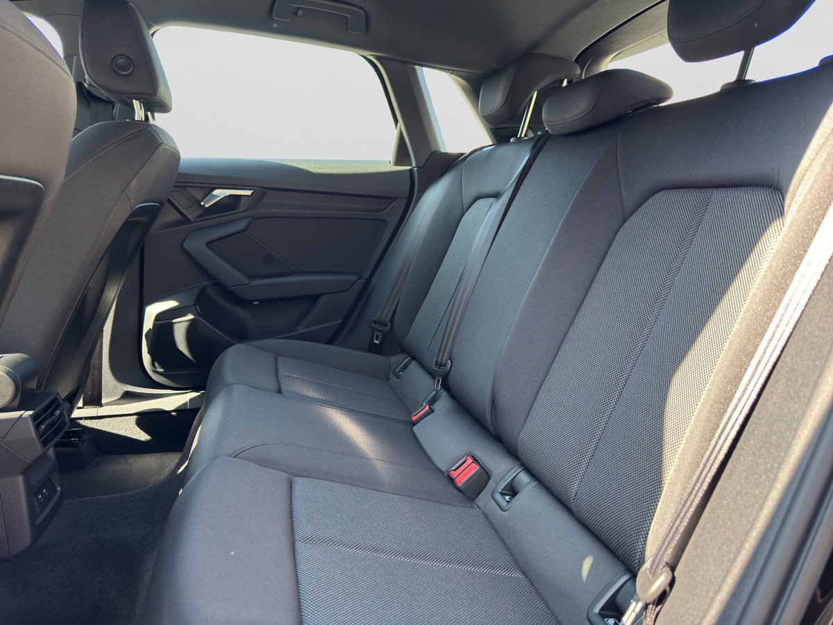 Audi A3 Sportback 30 TFSI Business (14)