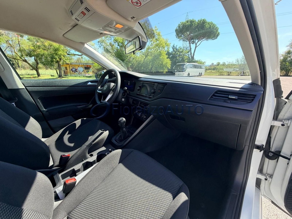 Volkswagen Polo 1.0 EVO (10)