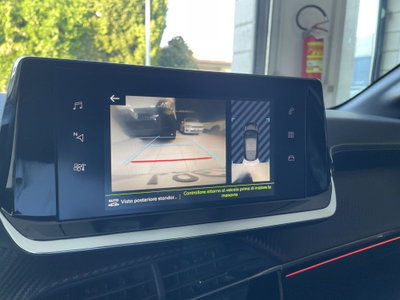 Peugeot 208 PureTech 100 Stop&Start 5 porte GT (19)