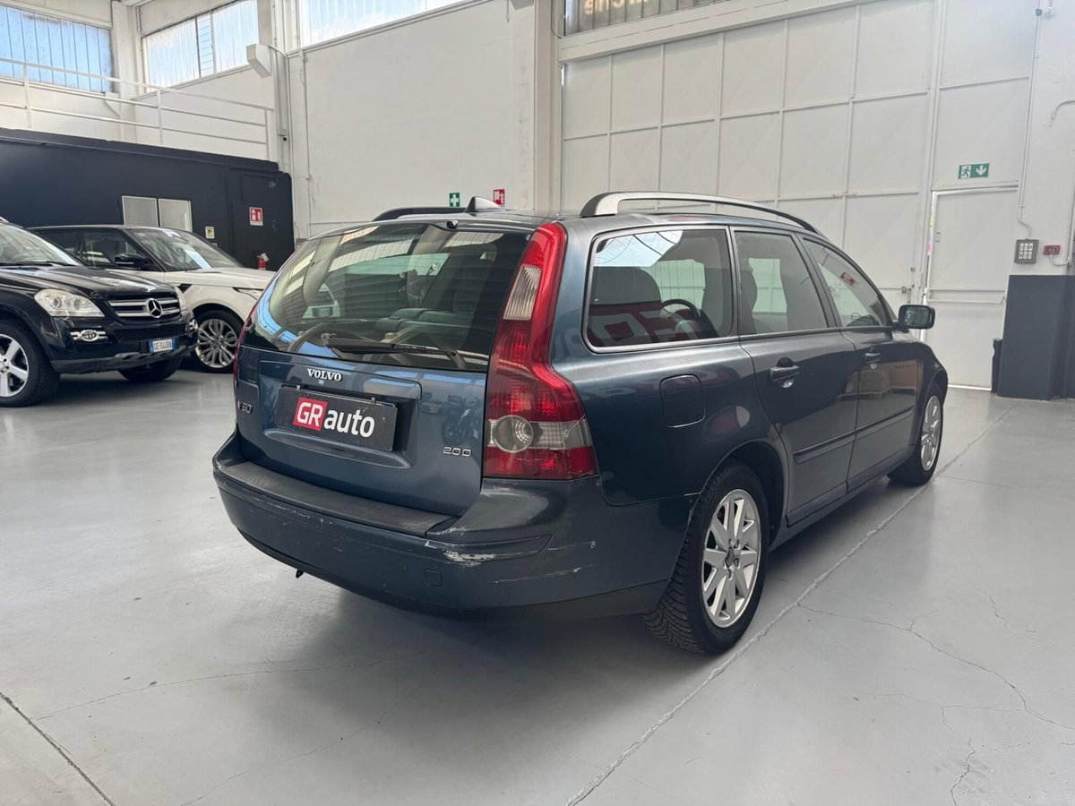 Volvo V50 2.0 D cat Summum (8)