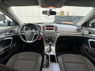 Opel Insignia Station Wagon CDTI 160CV Sports Cosmo (11)