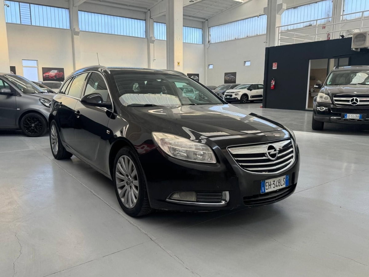Opel Insignia Station Wagon CDTI 160CV Sports Cosmo (4)