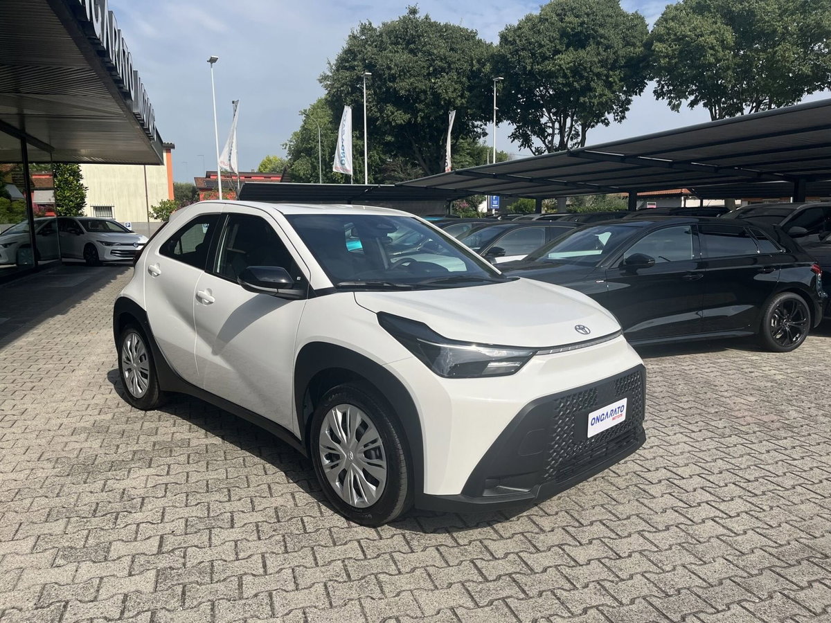 Toyota Aygo X 1.5 hybrid e-cvt (3)