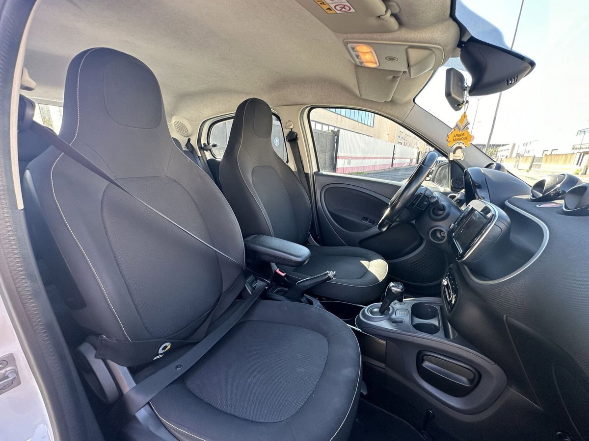smart forfour forfour 70 1.0 twinamic Brabus Style (12)