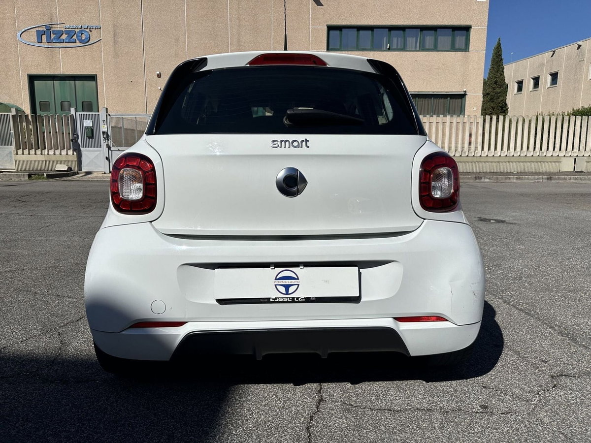 smart forfour forfour 70 1.0 twinamic Brabus Style (5)