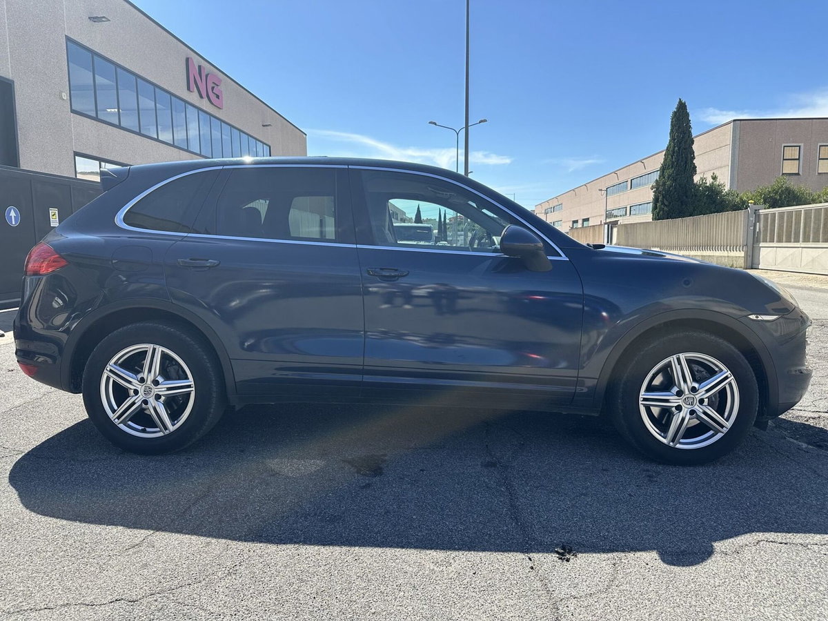 Porsche Cayenne 4.0 GTS tiptronic (7)